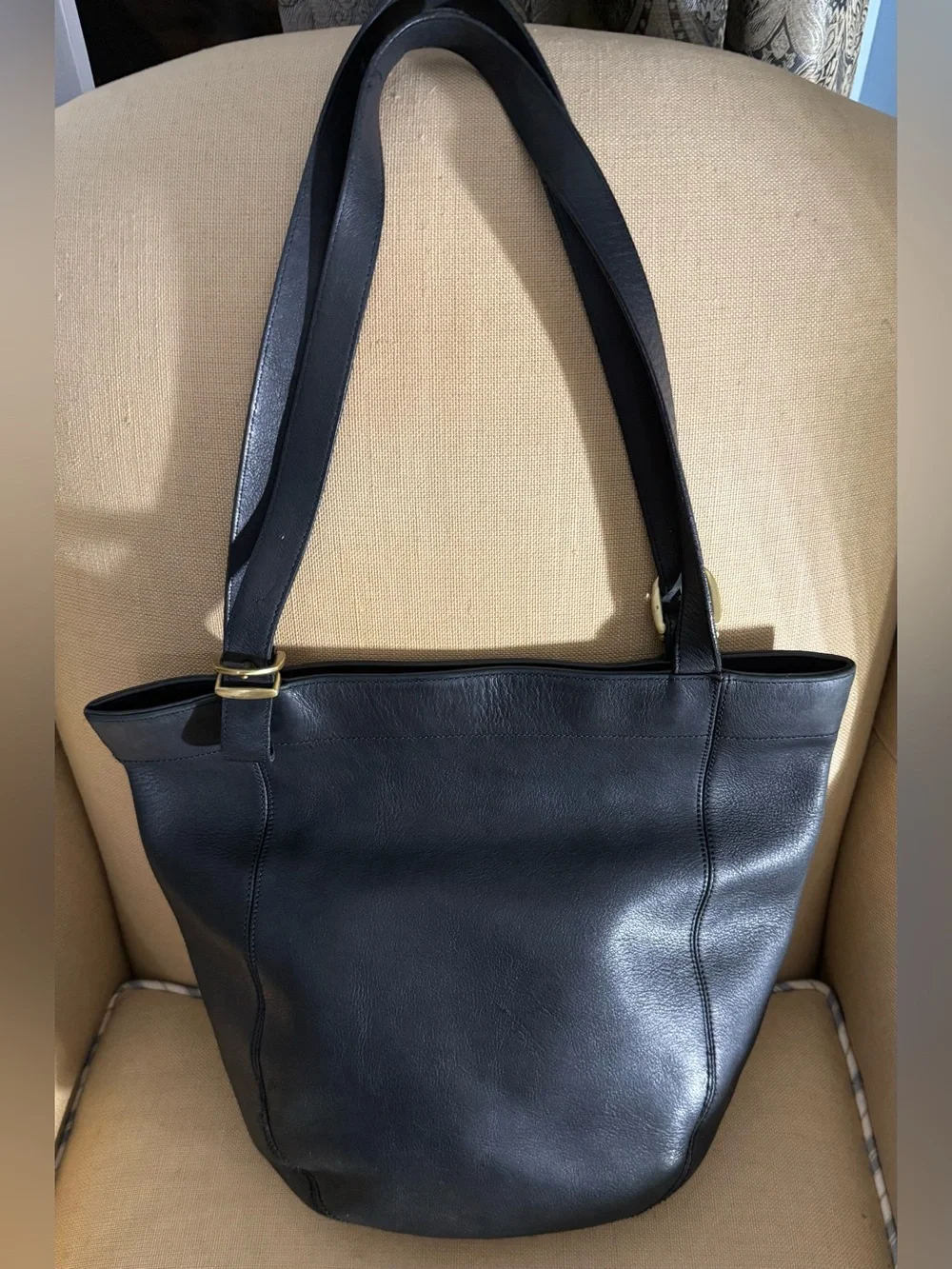 Vintage Coach Black Leather Bucket Tote Shoulder Bag Brass